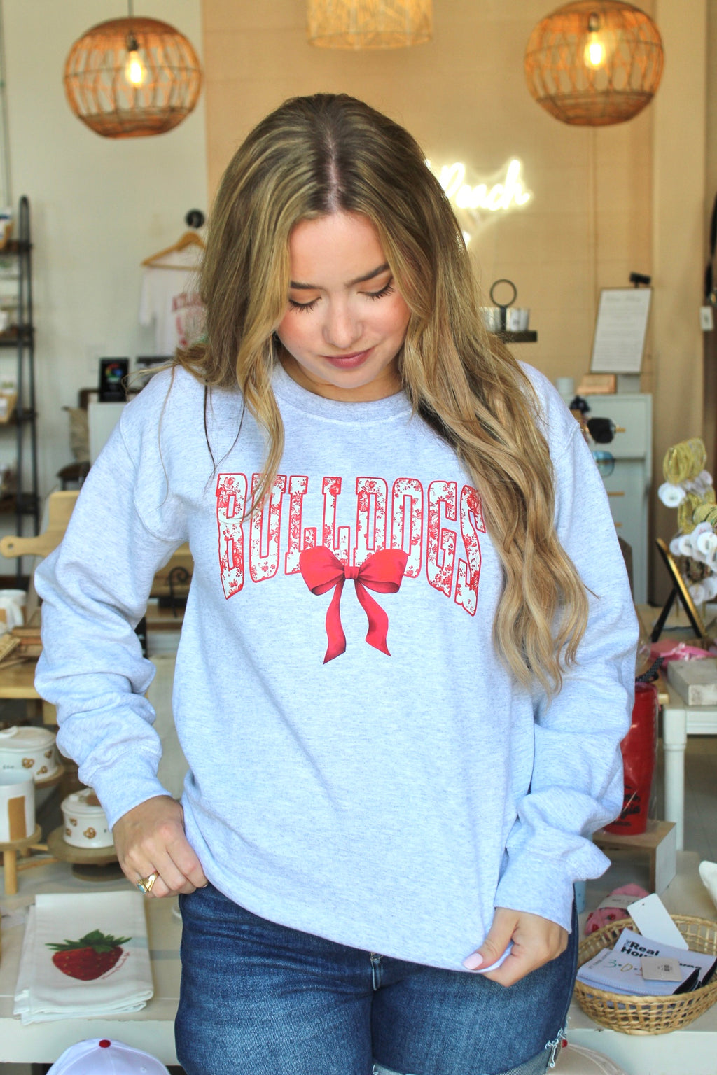 Bulldogs Bow Pullover