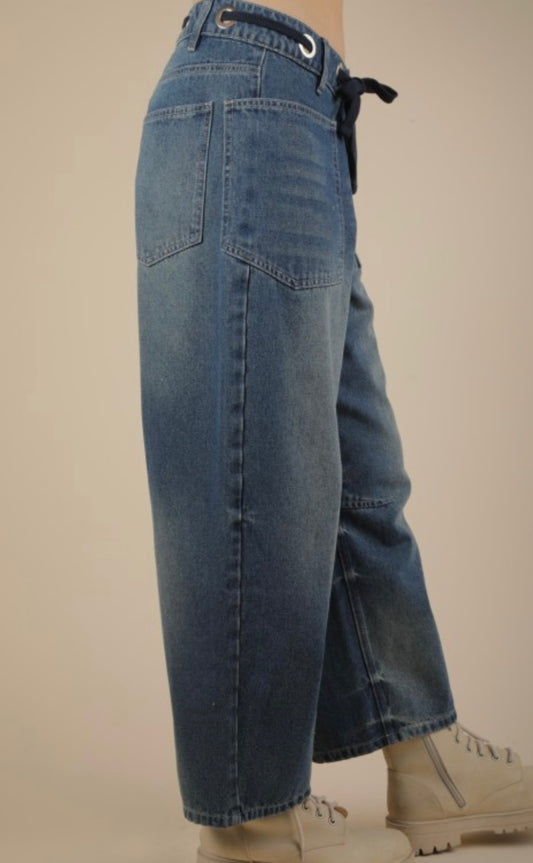 Riley Barrel Jeans