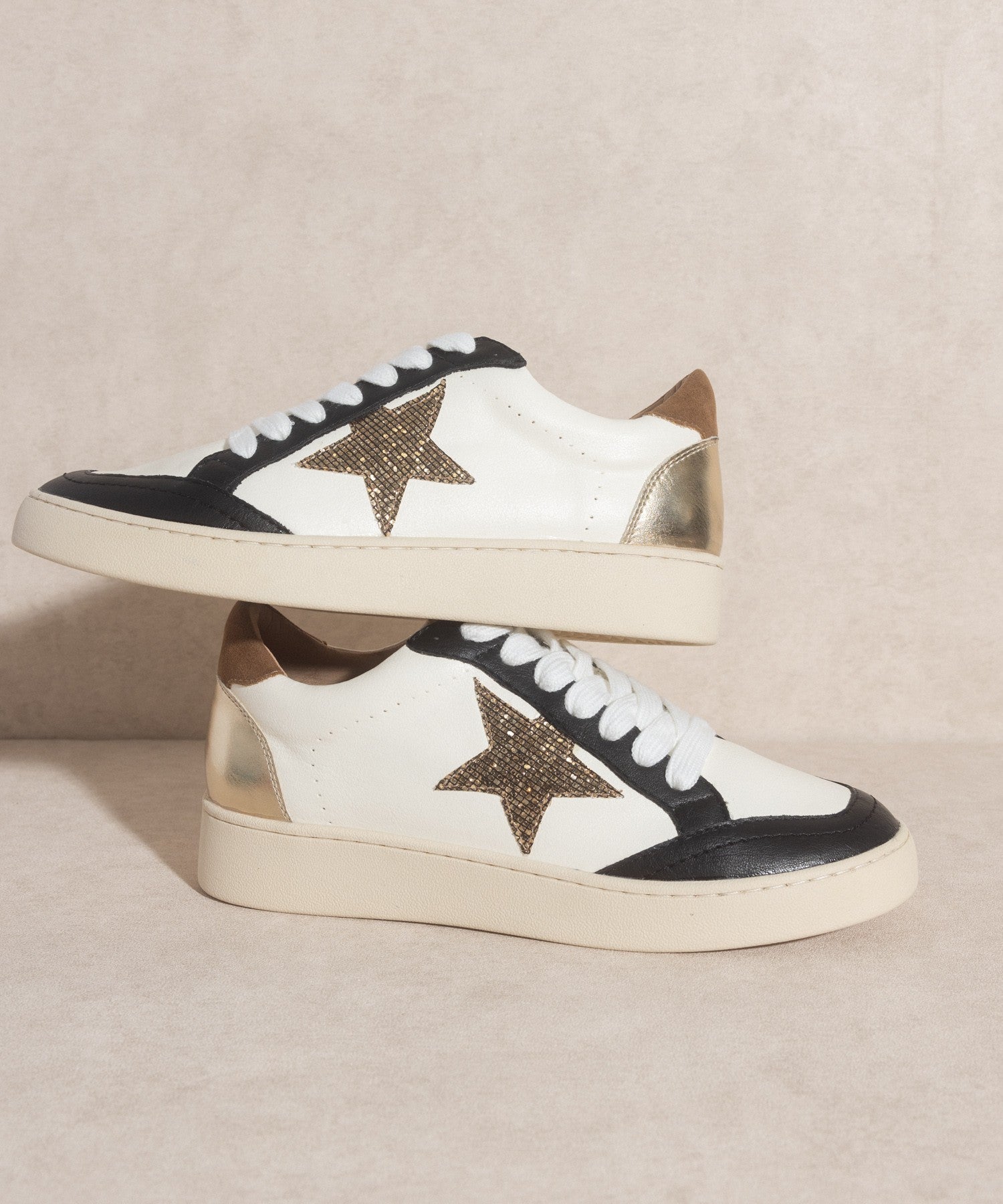 Vintage Star Sneakers