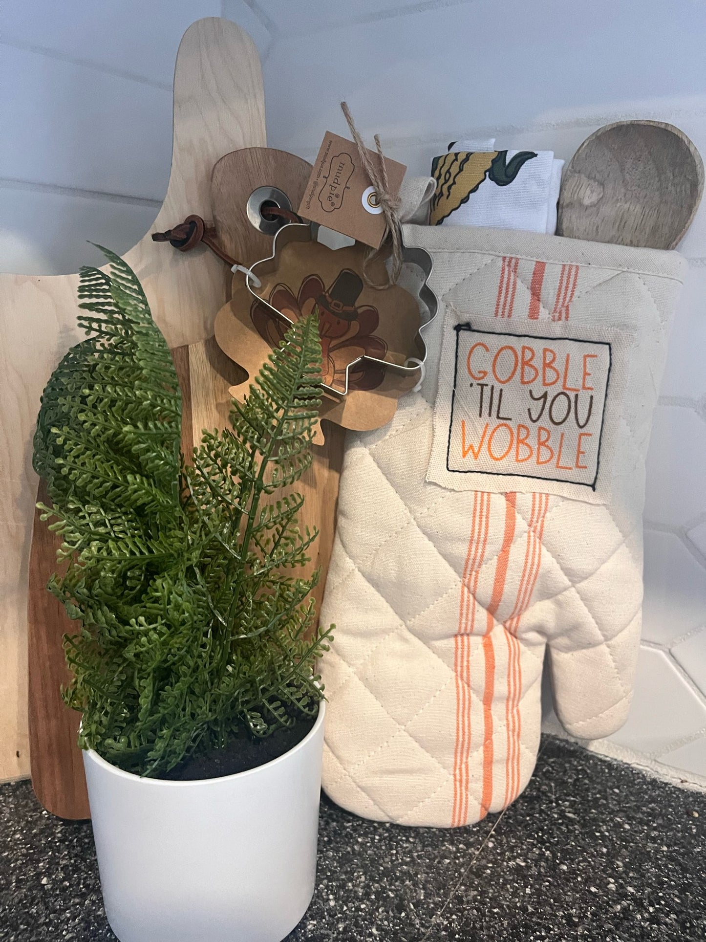 Thanksgiving Oven Mitt and Towel Set- Mudpie